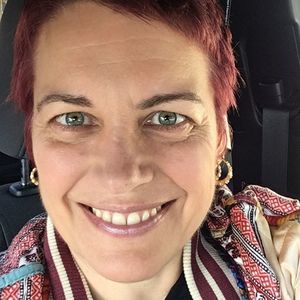 Meet your Posher, Valerie